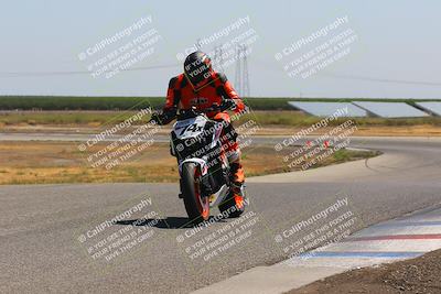 media/Aug-11-2023-CRA (Fri) [[7d2b09f7fc]]/C Group/Session 3 (Wheelie Bump)/